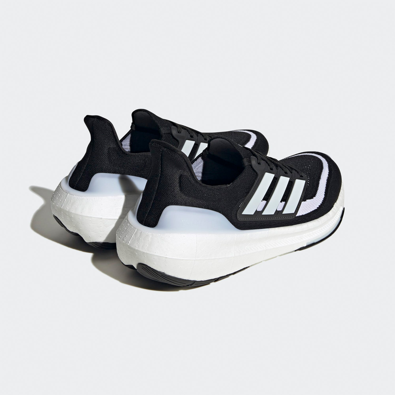 รองเท้าวิ่งกีฬา Adidas Ultrabo - Adidas Shoes Ultraboost Light บทวิจารณ์และราคา