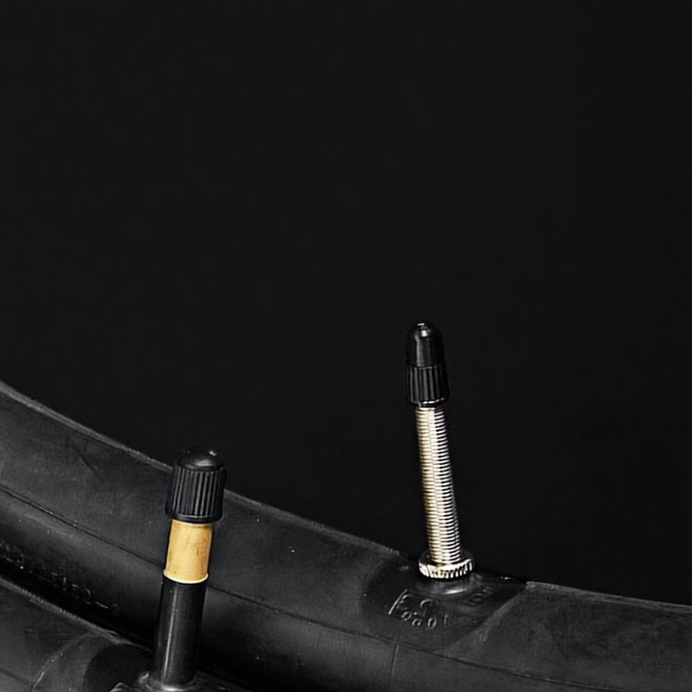 ยางจักรยานเสือหมอบ 700C ยางกัน - Cycling Gear For Commuting บทวิจารณ์และราคา